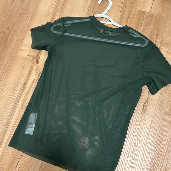Aritzia Wilfred free sheer top size small - Picture 3 of 3